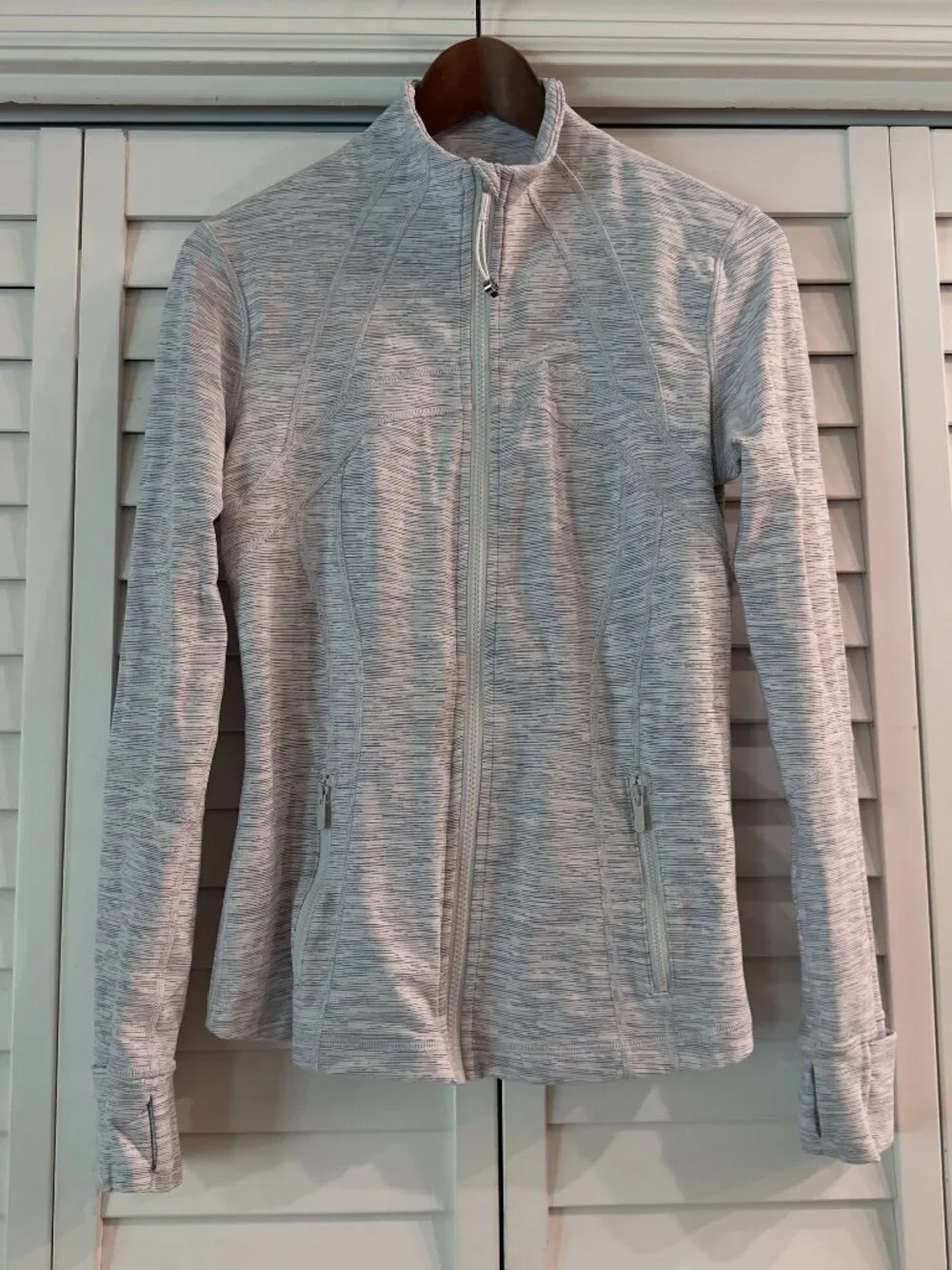Lululemon Define Jacket - Size 8 Heathered Gray